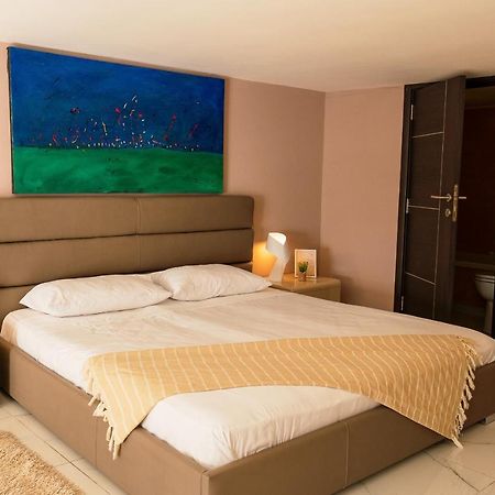 Scenic Seafront Duplex Apartment In Sliema Luaran gambar