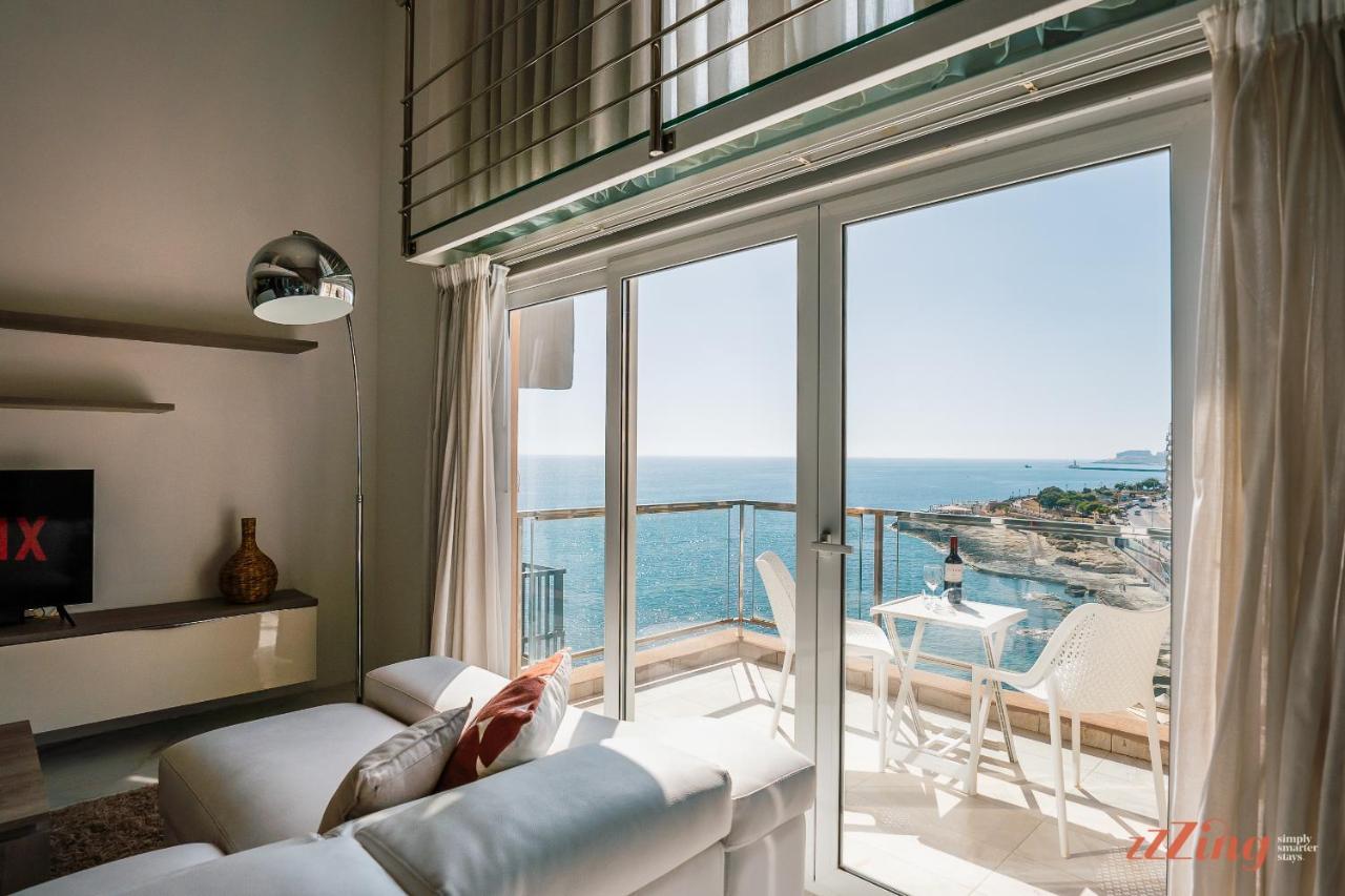 Scenic Seafront Duplex Apartment In Sliema Luaran gambar